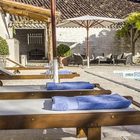 Domaine De Saint-gery - Teritoria Hotel Lascabanes