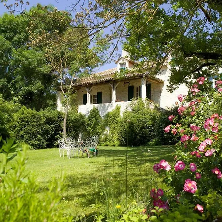 Domaine De Saint-géry Hotel 4*
