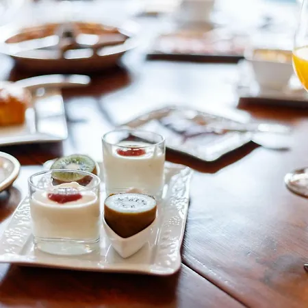 Hotel Domaine De Saint-gery - Teritoria 4*