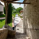 Domaine De Saint-gery - Teritoria 4* Lascabanes