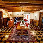 Domaine De Saint-gery - Teritoria Hotel